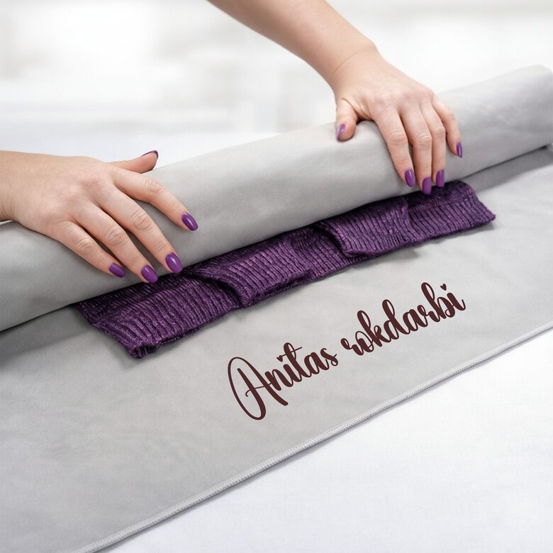 Dvielis adījumu žāvēšanai ar personalizētu uzrakstu